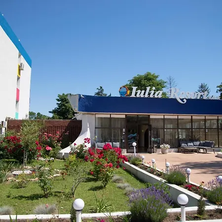 Iulia Hotell 3*