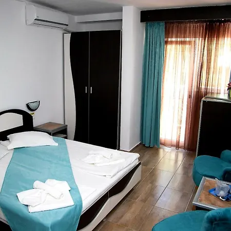 Otel Iulia 3*