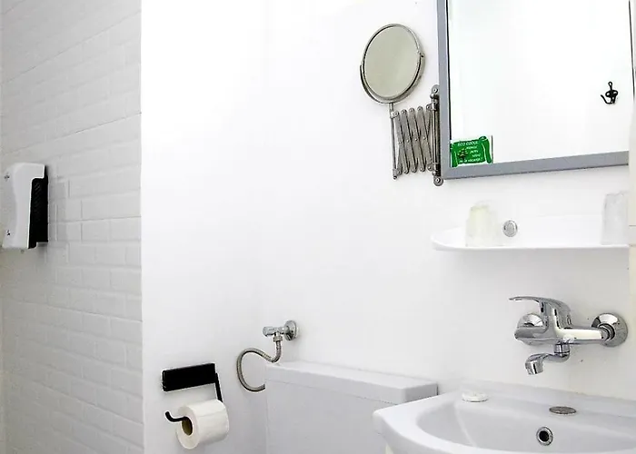 Iulia מלון ונוס