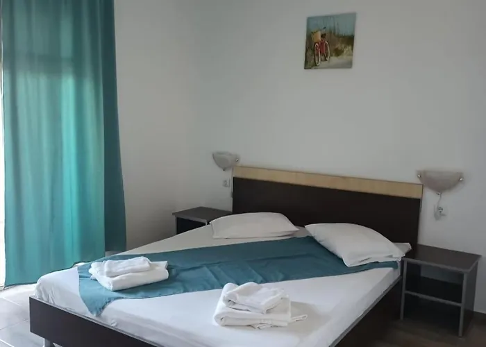 Iulia מלון ונוס