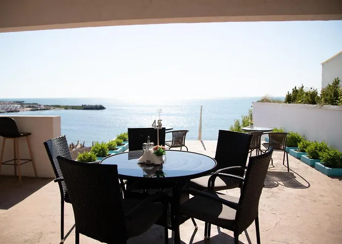 Iulia מלון ונוס